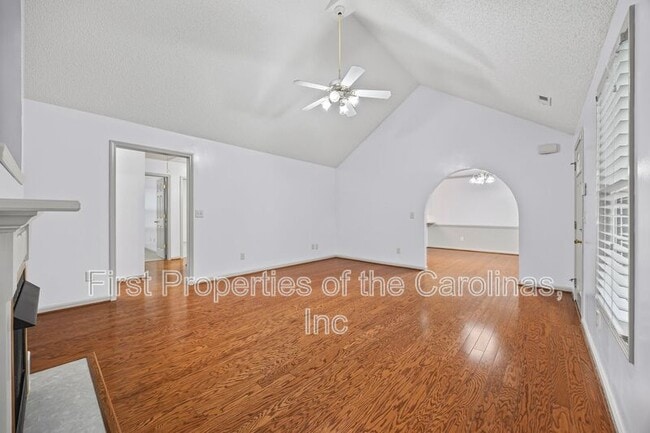 Photo - 740 Morningside Dr