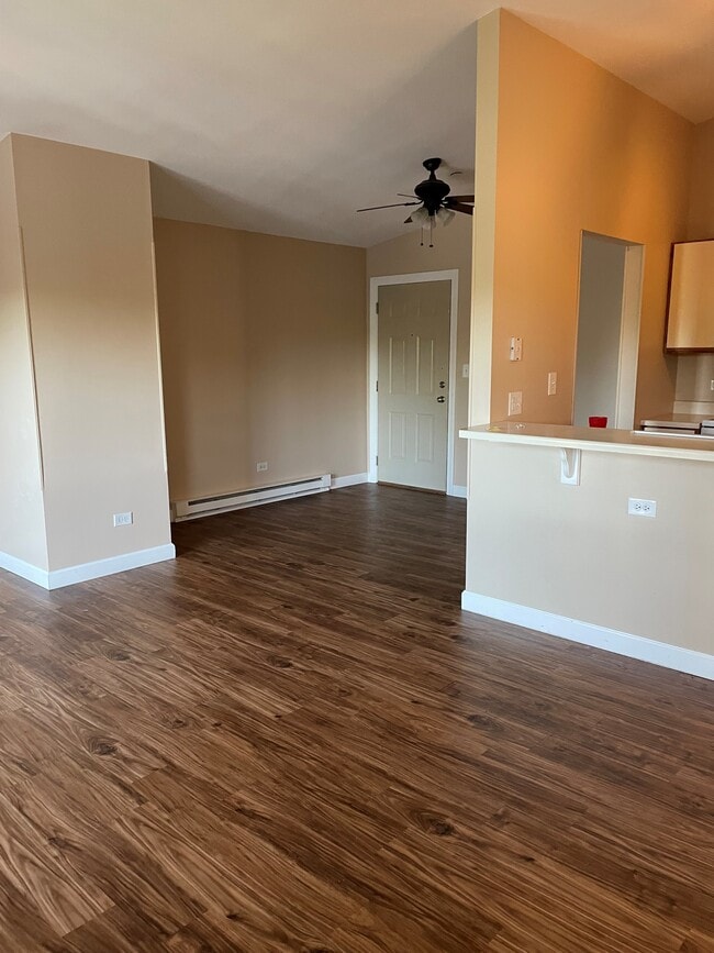 Dining Area/Entrance - 1343 Cunat Ct Unit 3D