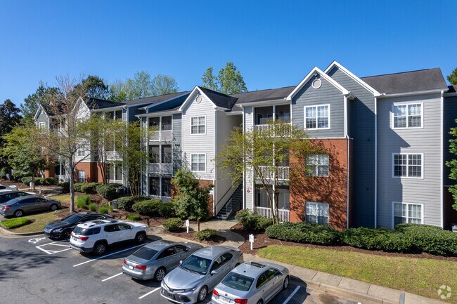 Building Photo - 12th and James Luxury Apartments