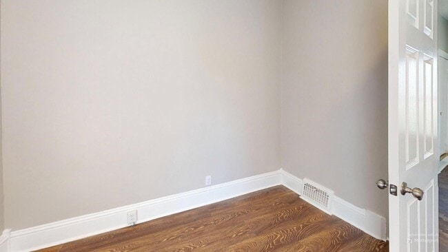 Photo - 838 Yale St Unit 838 Yale St -  1