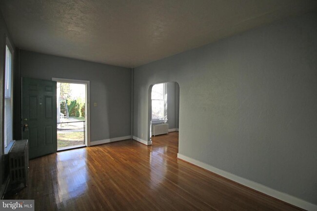 Photo - 12 S Filbert St