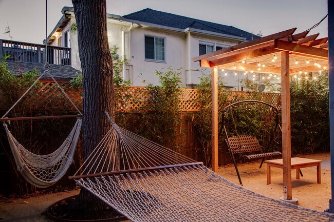 Photo - 873 32nd Street