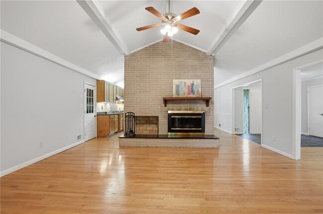 Photo - 2209 Cherring Ln