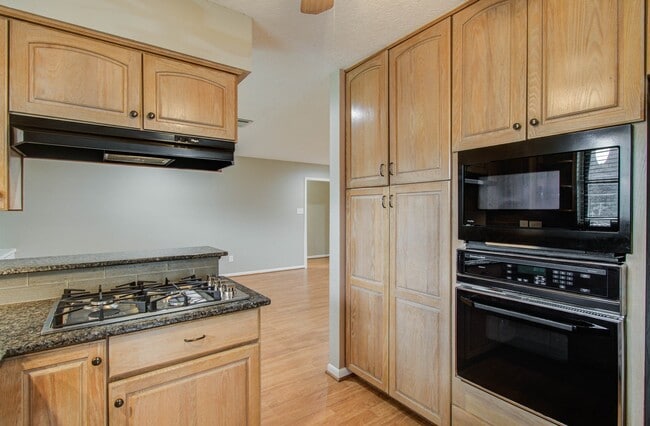Photo - 5710 Verdome Ln
