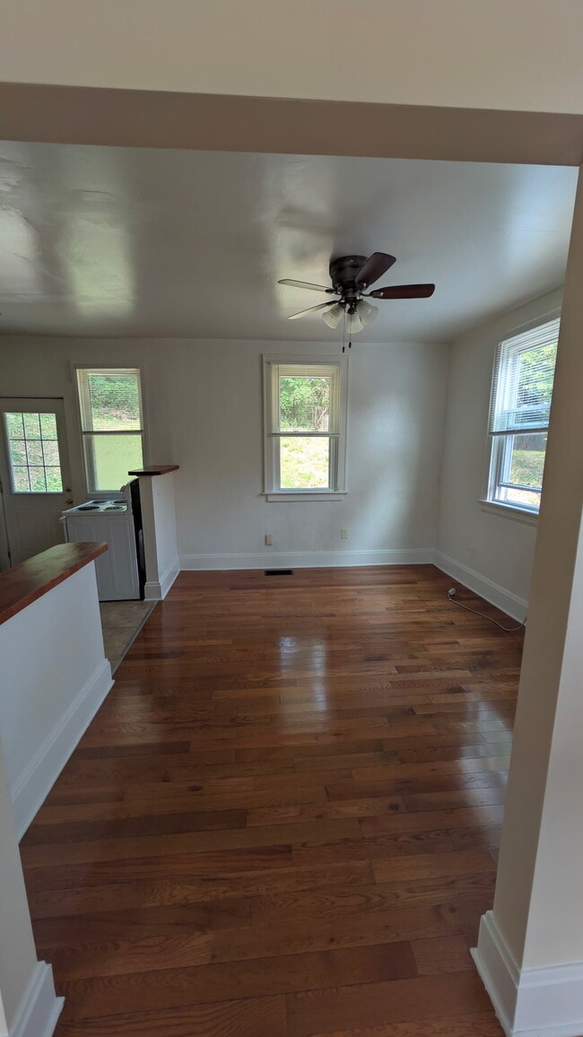 Photo - 1261 Rutledge Ave