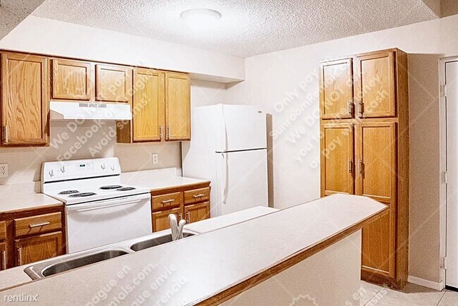Photo - 1 br, 1 bath Condo - 9909 Westwood Dr 35 35