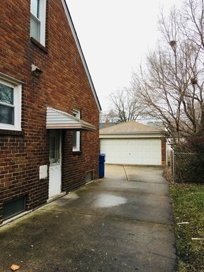 21099 Blackmar Ave