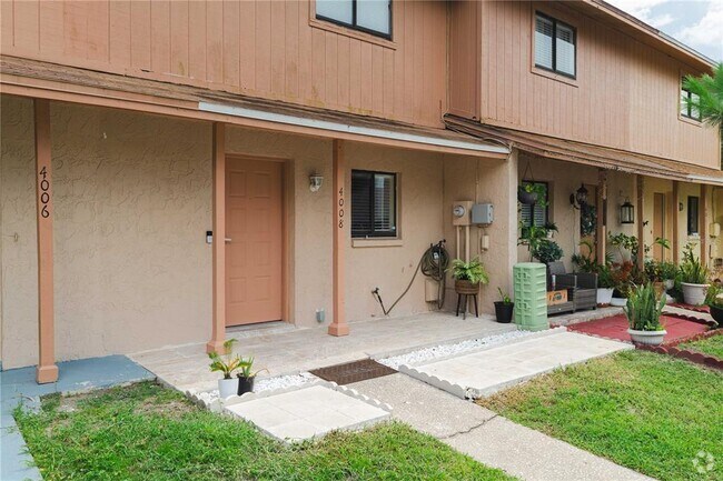 Building Photo - 4008 Pine Limb Ct Rental