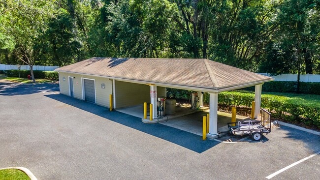 Spring Lake Cove Apartments