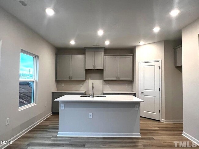 Photo - 7142 Stratified Ct