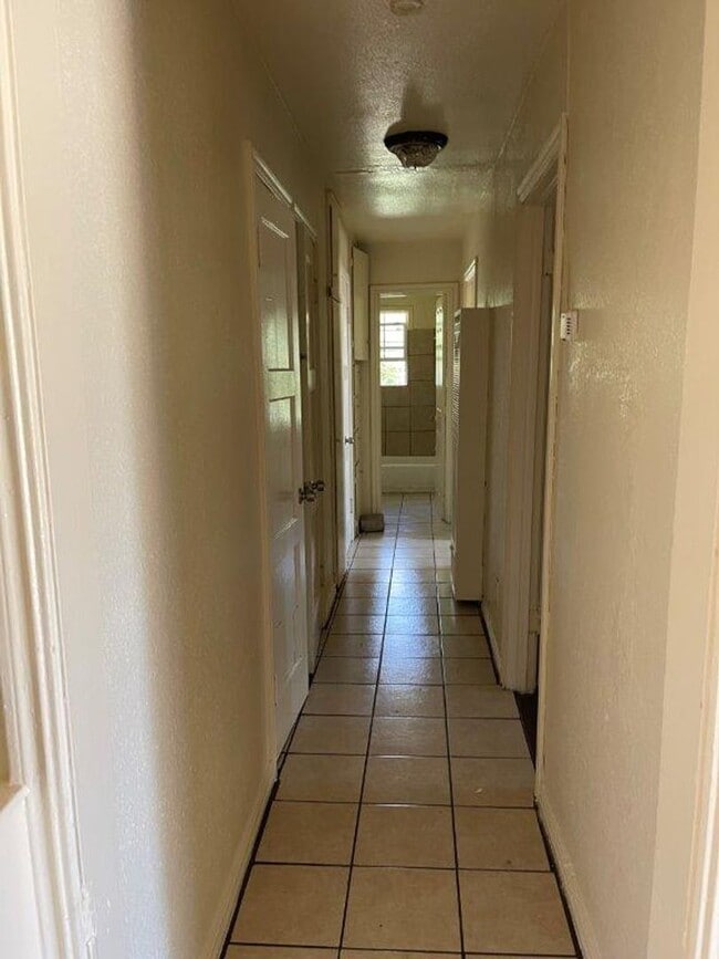 Photo - 409-411 Babb Drive Unit 411 Babb Drive