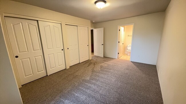 Photo - 3 Bedroom 2 Bath Duplex