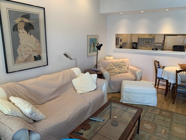 Photo - 1 Commercial Wharf Unit 68