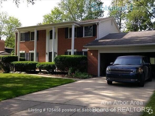 Building Photo - 3531 Windemere Dr Rental