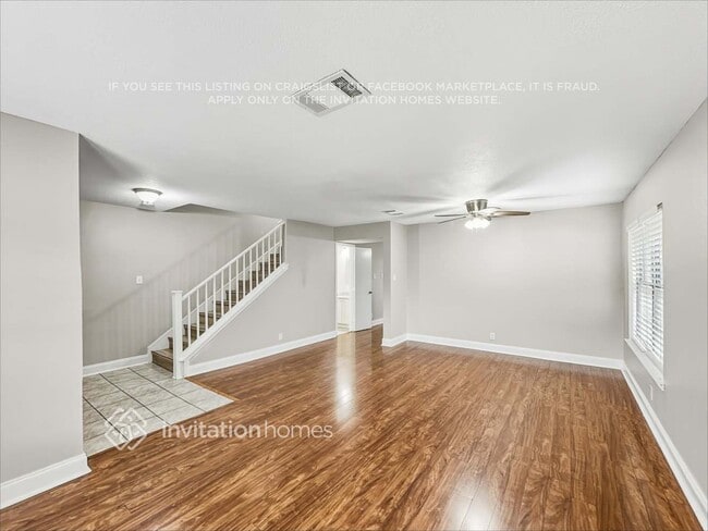 Photo - 1405 Comfort St