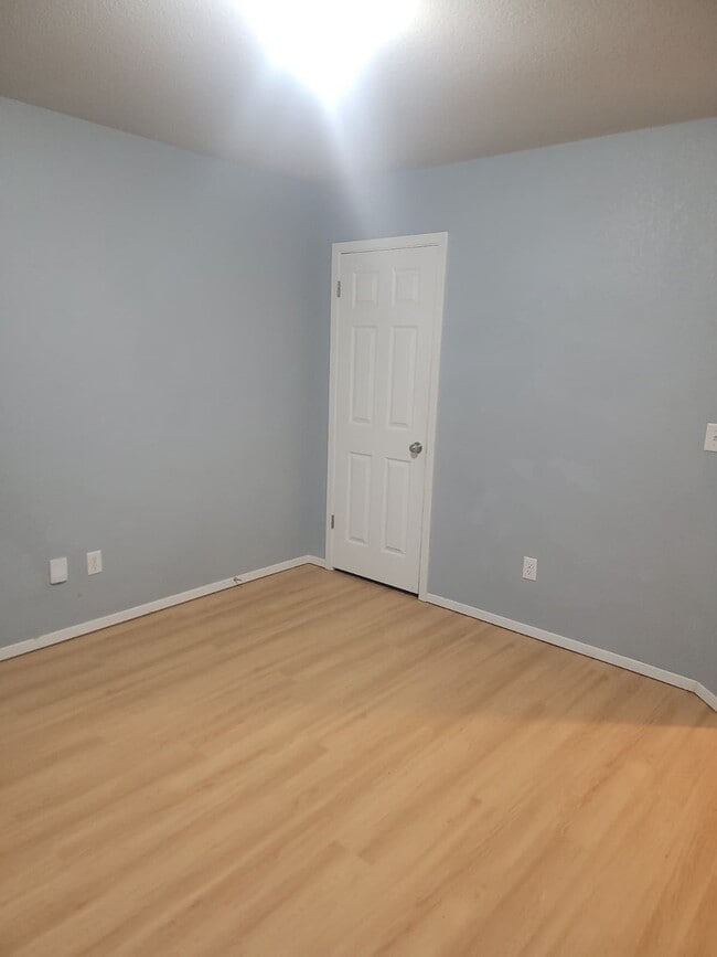 Photo - 904 SW Green World St