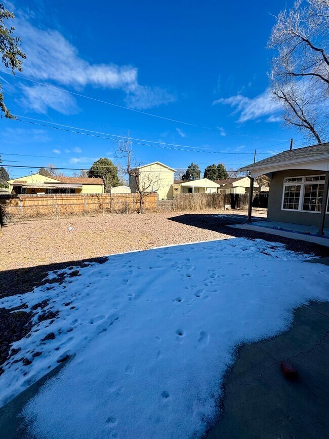 Photo - Charming 3 bedroom/2 bath close to UCCS