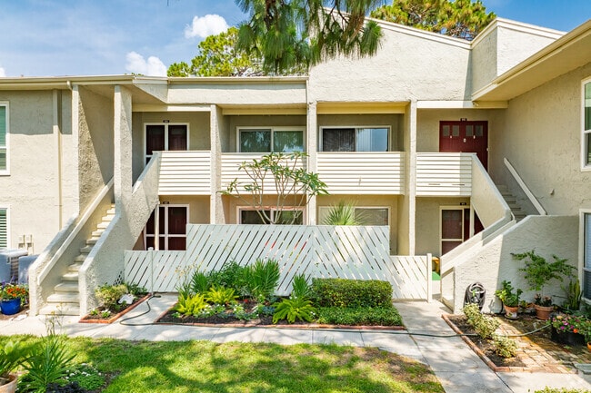 1-700 Windrush Bay Dr Tarpon Springs, Florida - Windrush Bay Condominiums