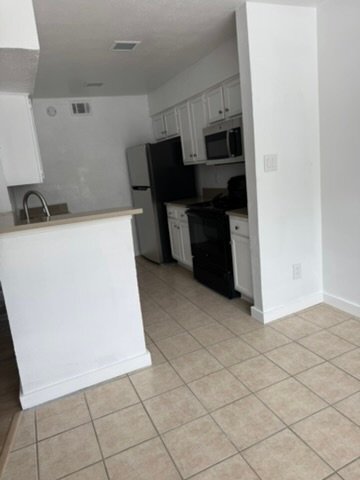 Photo - 5418 Lakeview Pkwy