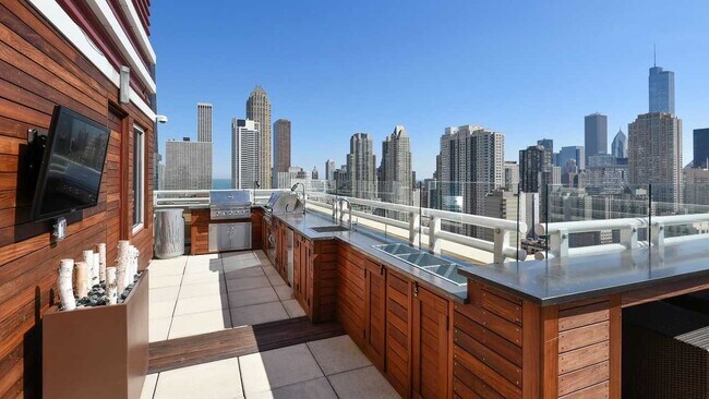 Photo - 105 W Chestnut St Unit 2308