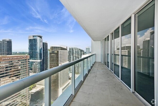 Building Photo - 495 Brickell Ave Unit 4605 Rental