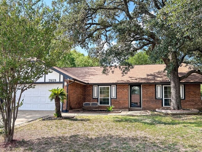 Photo - Inviting Northwest San Antonio Home - Fire...