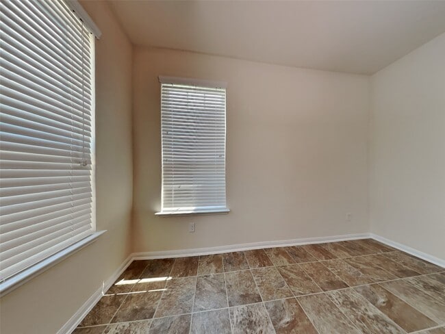 Photo - 15315 Signal Ridge Way