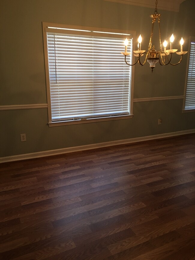 Photo - 534 Fielding Ct