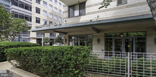 851 N Glebe Rd Unit 1419
