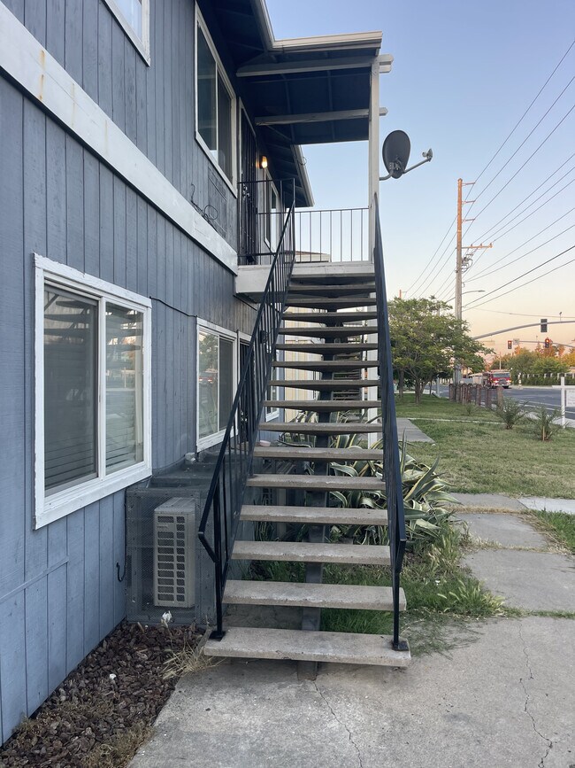 Photo - 2773 Meadowview Rd Unit 2773