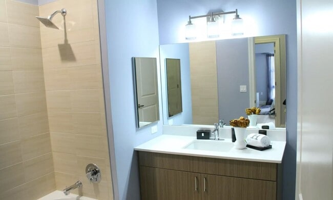 Photo - Harper Unit 3208