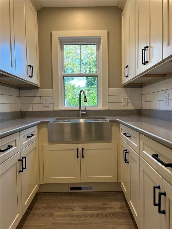 Photo - 65 Burton St