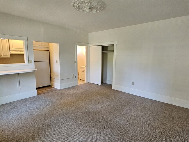 Photo - 40 E Main St Unit 1F