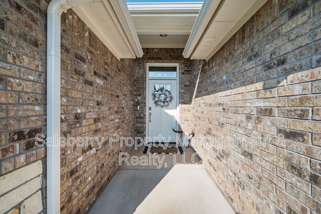 Photo - 3310 Windcrest Dr