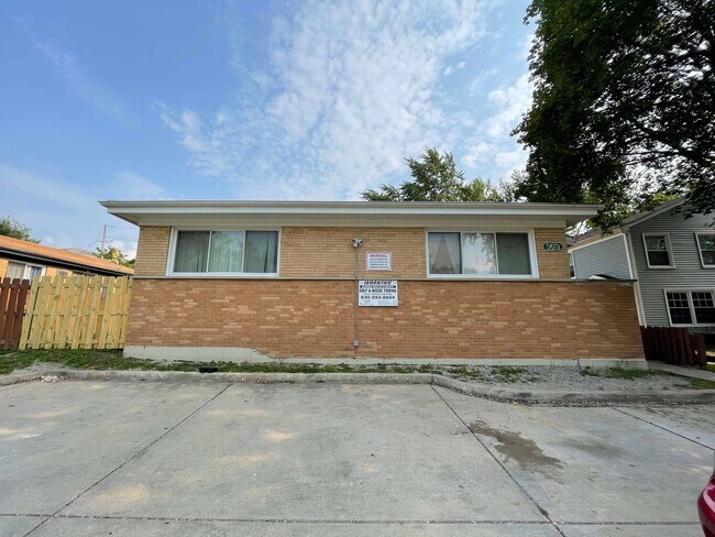 Photo - 565 Sidney Ave Unidad C