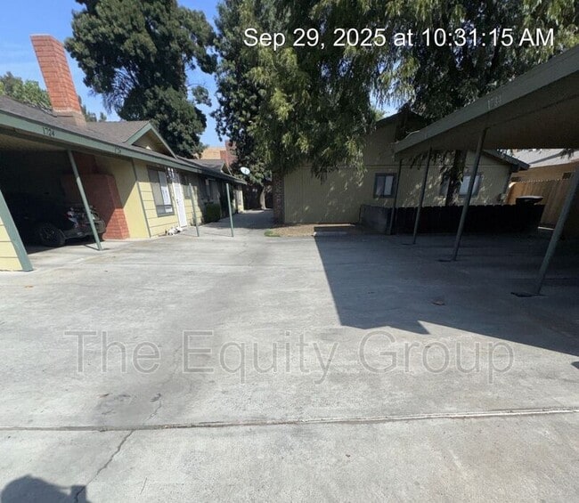 Building Photo - 1734 E Laura Ave