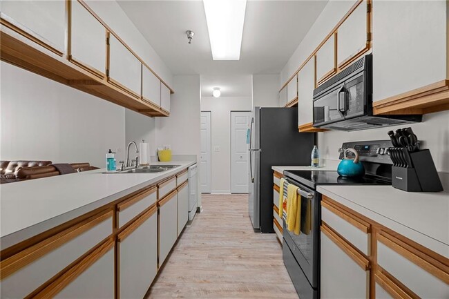 Photo - 15 Higgins St