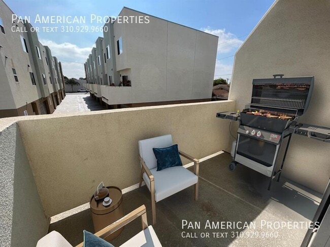 Photo - 1033 S Montebello Blvd Unidad F