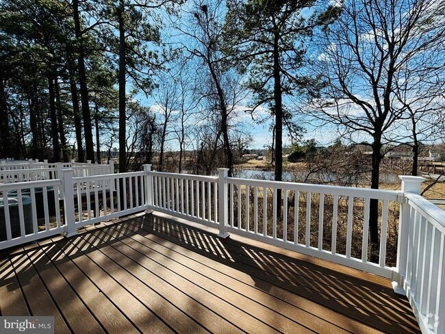Building Photo - 139 Riverwalk Ter Rental
