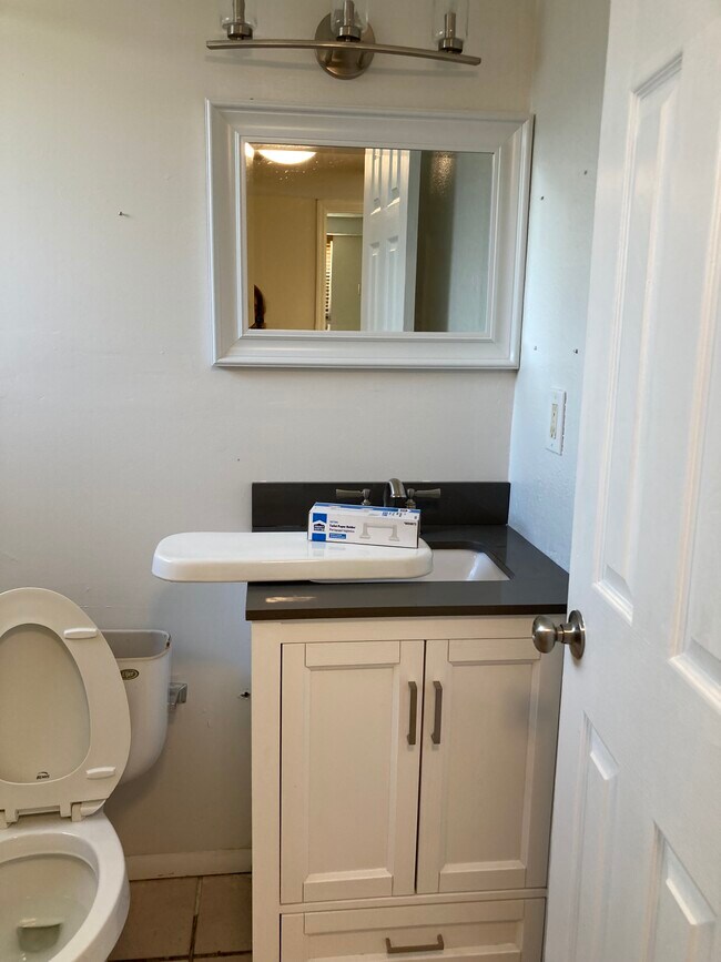 Photo - 917 Red Bird Rd