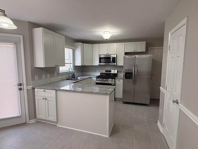 Photo - 8613 Hobhouse Cir