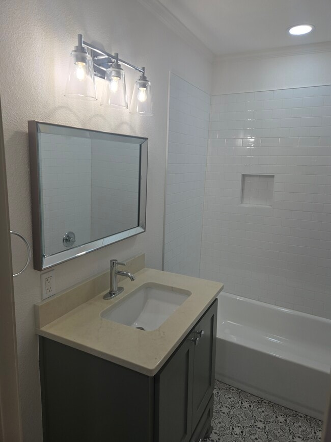 Photo - 415 N 23rd St