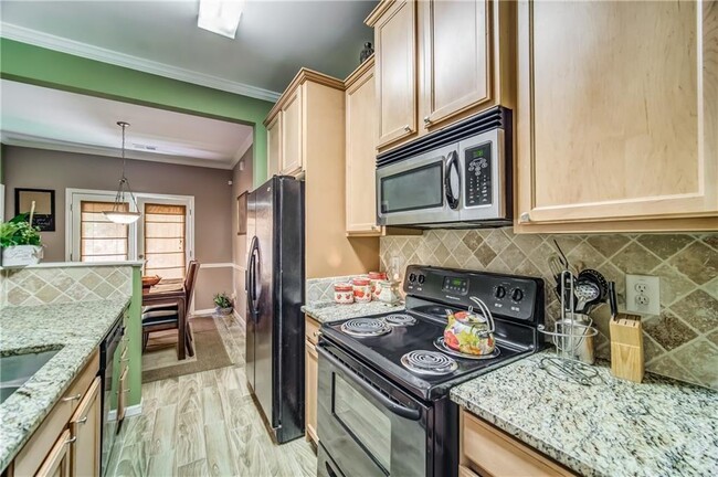 Photo - 224 W Marietta St