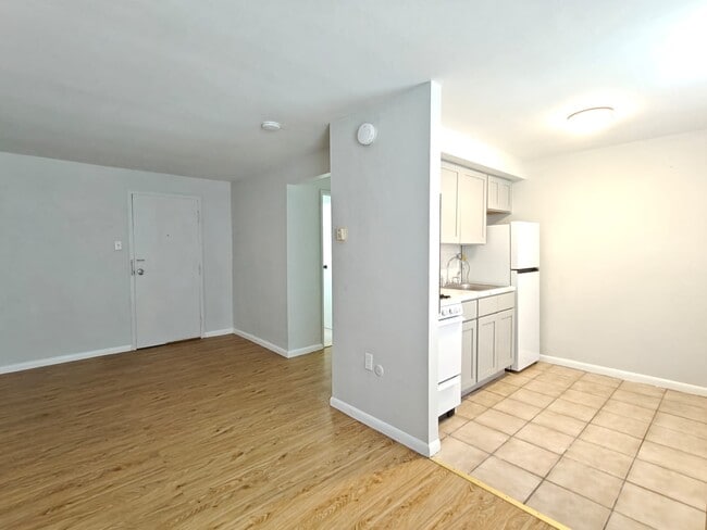 Photo - 7131 Marshall Rd Unidad B9