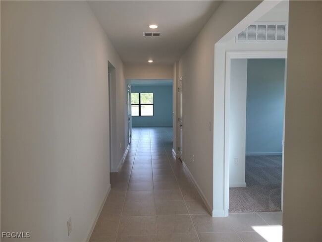 Photo - 1023 Caloosa Breeze Dr