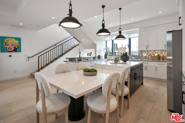 Photo - 5164 W Mid City Ct