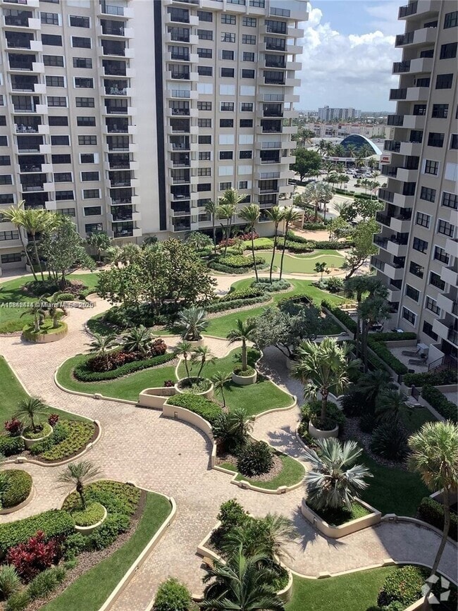 Building Photo - 5100 N Ocean Blvd Unit 404 Rental