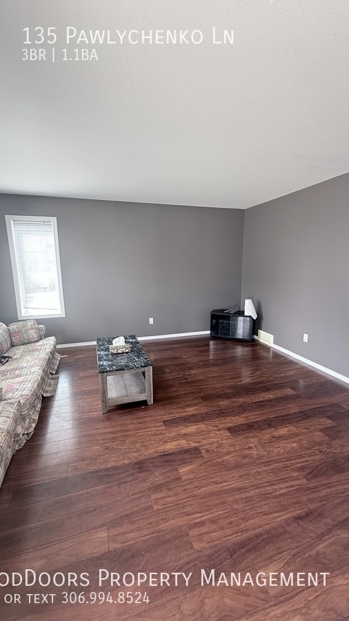 Photo - 135 Pawlychenko Ln