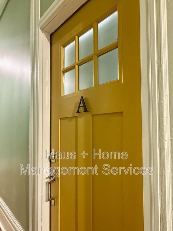 Building Photo - 906 Penn Ave Unit A