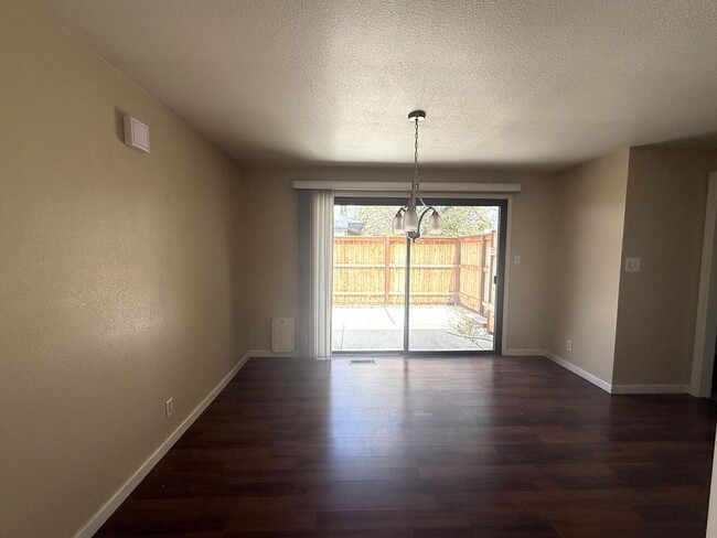 Photo - Adorable townhome in the desirable Woodside-Sparks community!